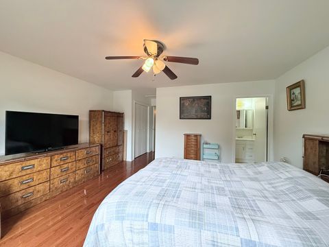 Tiny photo for 28 W Devon Avenue, Glendale Heights, IL 60139 (MLS # 12595130)