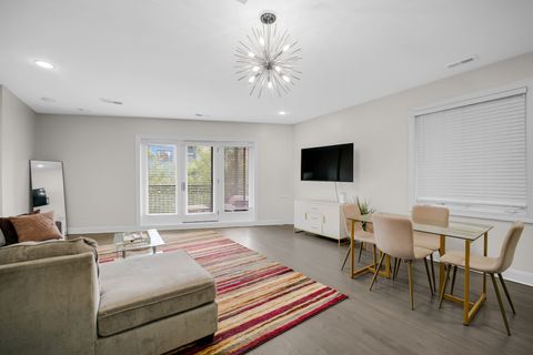 Tiny photo for 31 E 26th Street #4, Chicago, IL 60616 (MLS # 12500507)