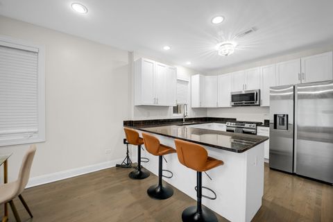 Tiny photo for 31 E 26th Street #4, Chicago, IL 60616 (MLS # 12500507)