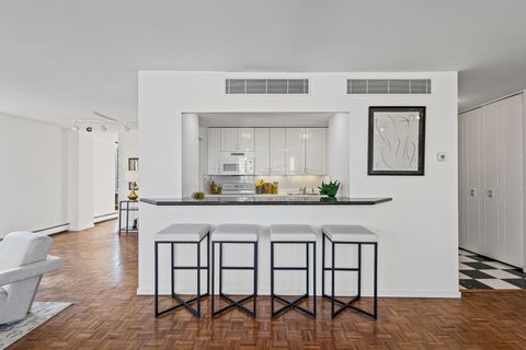 Tiny photo for 1310 N Ritchie Court #24BC, Chicago, IL 60610 (MLS # 12516309)