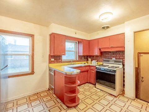 Tiny photo for 9116 S Dante Avenue, Chicago, IL 60619 (MLS # 12534870)