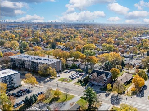 Tiny photo for 5533 LINCOLN Avenue, Morton Grove, IL 60053 (MLS # 12555379)