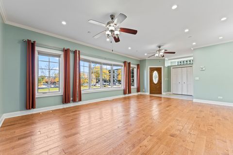 Tiny photo for 5533 LINCOLN Avenue, Morton Grove, IL 60053 (MLS # 12555379)