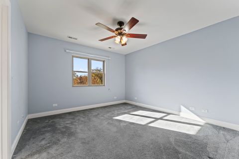 Tiny photo for 5533 LINCOLN Avenue, Morton Grove, IL 60053 (MLS # 12555379)