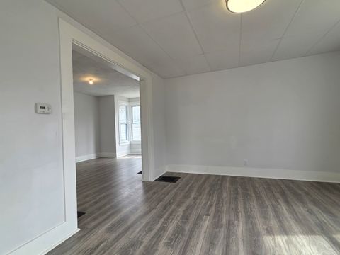 Tiny photo for 916 E 14th Street, Davenport, IA 52803 (MLS # 12601121)