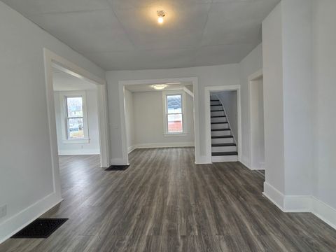 Tiny photo for 916 E 14th Street, Davenport, IA 52803 (MLS # 12601121)