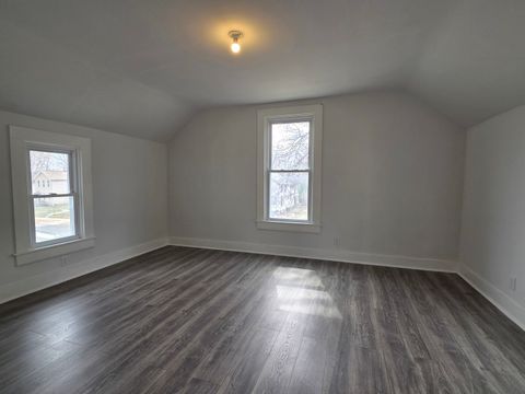 Tiny photo for 916 E 14th Street, Davenport, IA 52803 (MLS # 12601121)