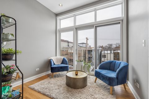 Tiny photo for 1441 W CUYLER Avenue #3E, Chicago, IL 60613 (MLS # 12595814)