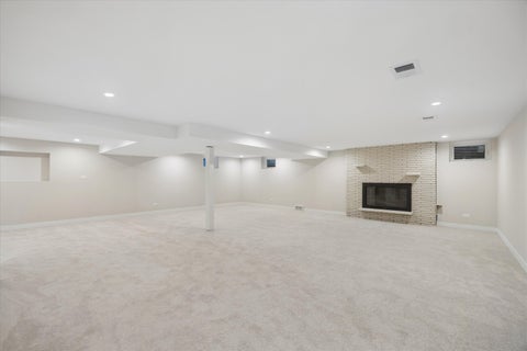 Tiny photo for 5 Larkspur Lane, Clarendon Hills, IL 60514 (MLS # 12773881)