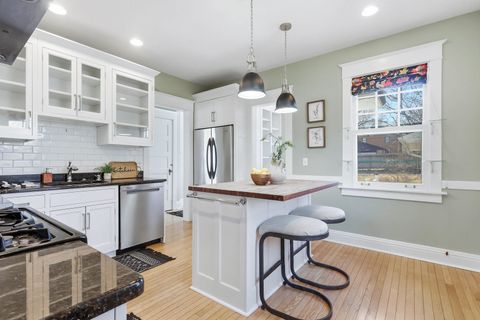 Tiny photo for 1137 Kirkwood Boulevard, Davenport, IA 52803 (MLS # 12584692)