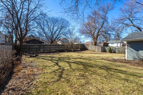 Tiny photo for 1137 Kirkwood Boulevard, Davenport, IA 52803 (MLS # 12584692)