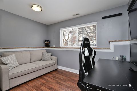 Tiny photo for 1493 Saint James Court, Gurnee, IL 60031 (MLS # 12593922)