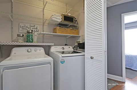 Tiny photo for 1493 Saint James Court, Gurnee, IL 60031 (MLS # 12593922)