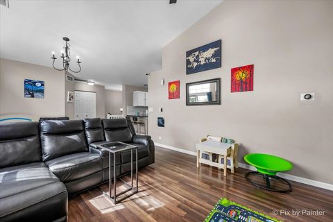 Tiny photo for 1149 Harbor Court #1149, Glendale Heights, IL 60139 (MLS # 12619717)