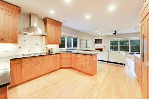 Tiny photo for 1110 Elm Street, Winnetka, IL 60093 (MLS # 12687072)