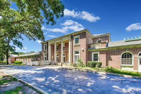 Tiny photo for 1110 Elm Street, Winnetka, IL 60093 (MLS # 12687072)