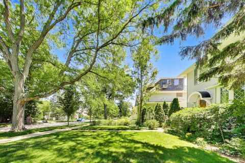 Tiny photo for 1110 Elm Street, Winnetka, IL 60093 (MLS # 12687072)