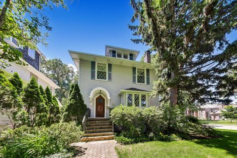 Tiny photo for 1110 Elm Street, Winnetka, IL 60093 (MLS # 12687072)