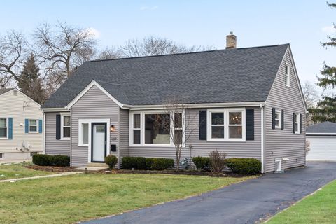 Tiny photo for 1217 Sunset Road, Wheaton, IL 60189 (MLS # 12535857)