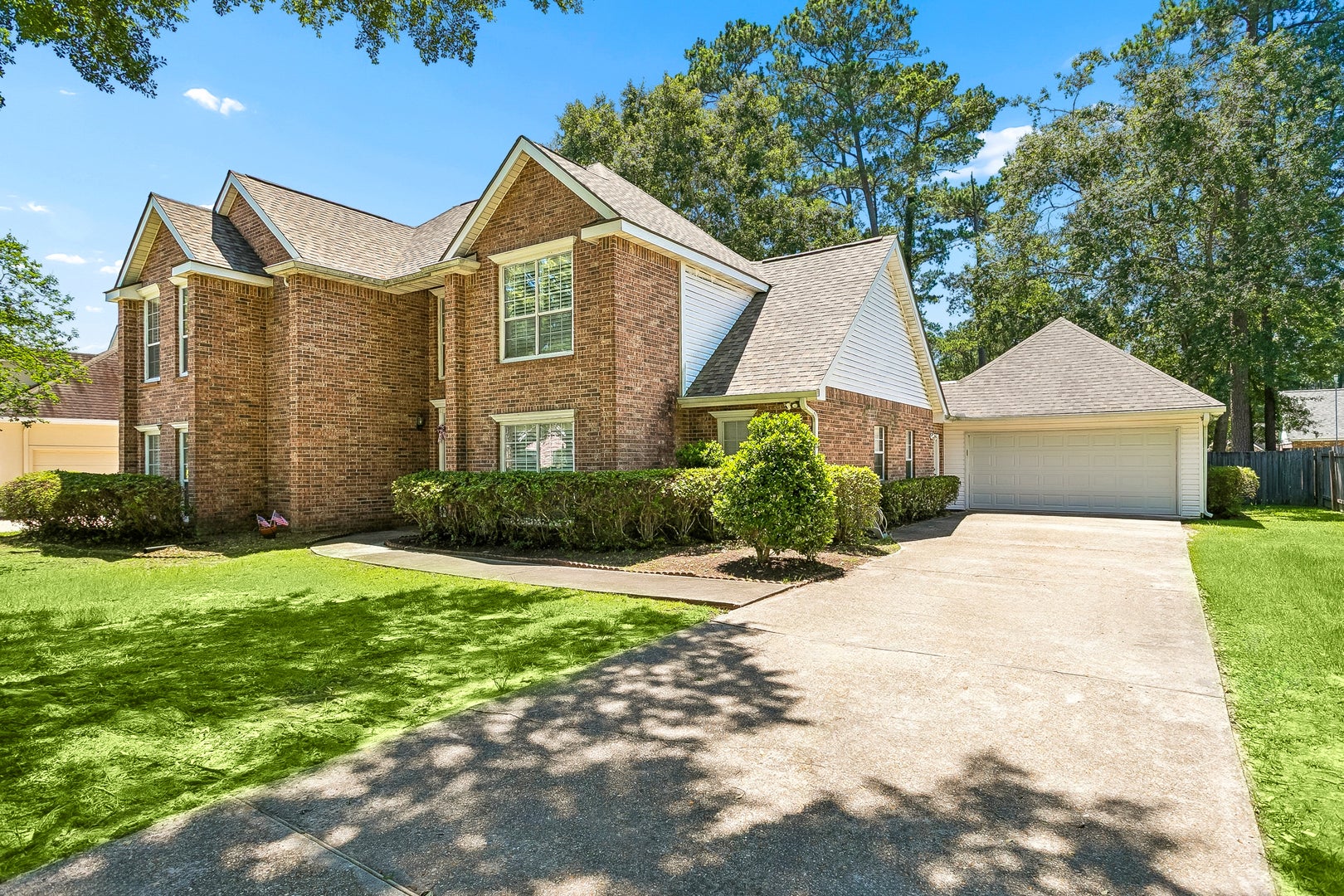1239 Clearwater Drive