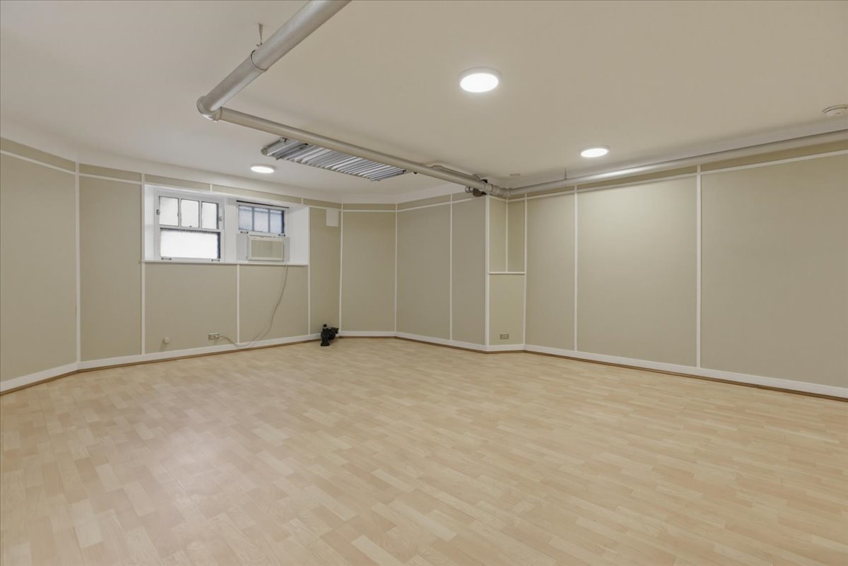 6645 N Greenview Avenue GARDEN