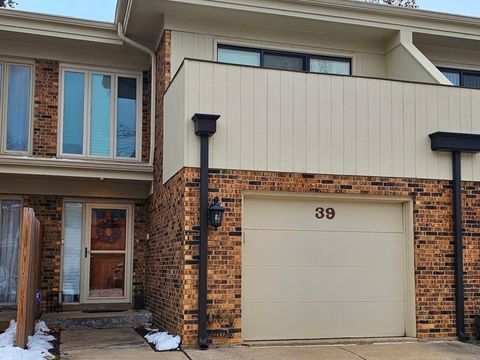 39 Sorrento Drive Palos Heights IL 60463