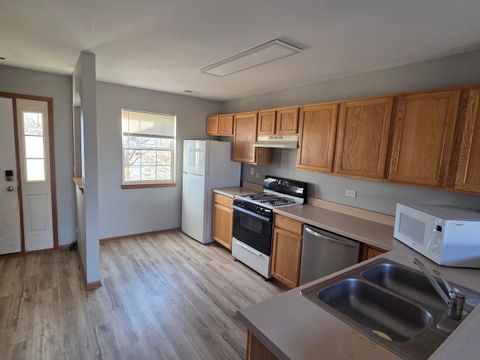 Tiny photo for 1633 W Chrysler Drive #1633, Belvidere, IL 61008 (MLS # 12587955)