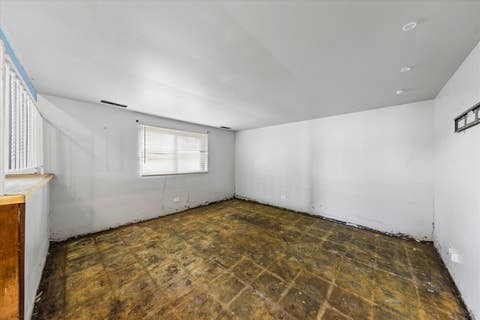 Tiny photo for 15101 Beachview Terrace, Dolton, IL 60419 (MLS # 12715270)