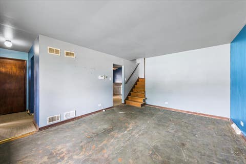Tiny photo for 15101 Beachview Terrace, Dolton, IL 60419 (MLS # 12715270)