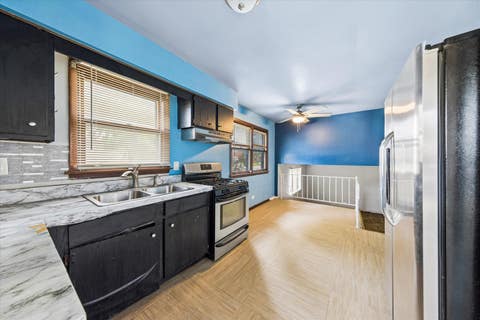 Tiny photo for 15101 Beachview Terrace, Dolton, IL 60419 (MLS # 12715270)