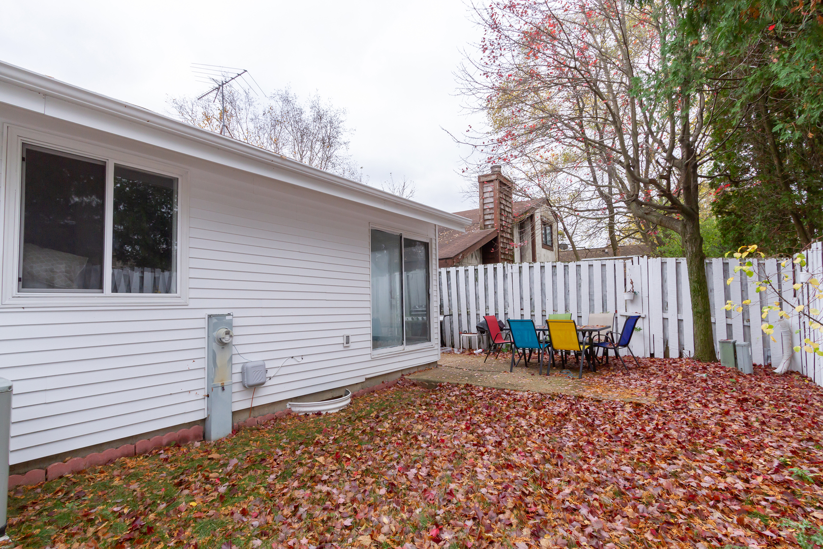 2S616 Linden Square