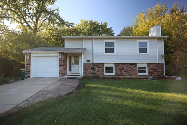 706 GOLFVIEW TER, BUFFALO GROVE, IL 60089 - Image 4e68467d7adb8171c7ec5080b2e29dbe/3406165475