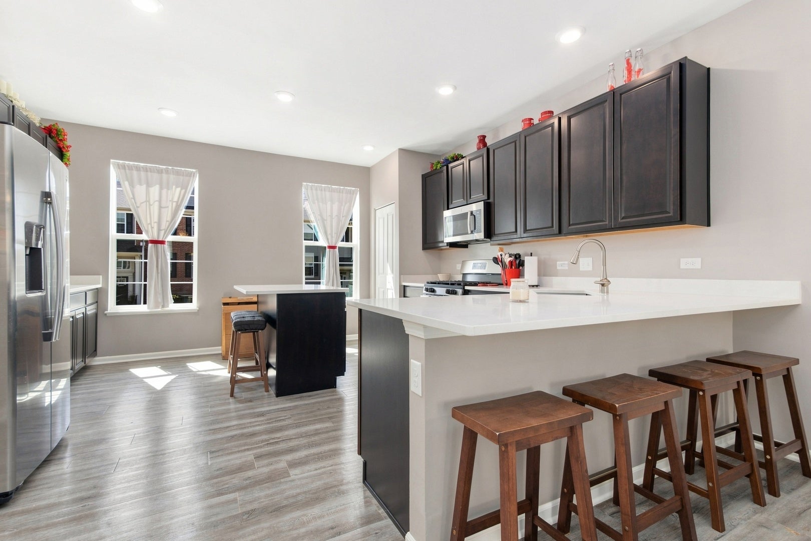 191 Lakeshore Drive