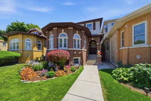 Photo of 1755 N New England Avenue, Chicago, IL 60707 (MLS # 12662077)