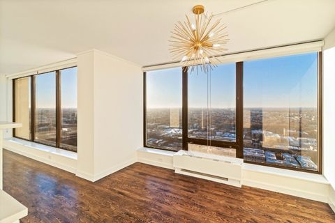 Tiny photo for 5445 N Sheridan Road #2815, Chicago, IL 60640 (MLS # 12536980)