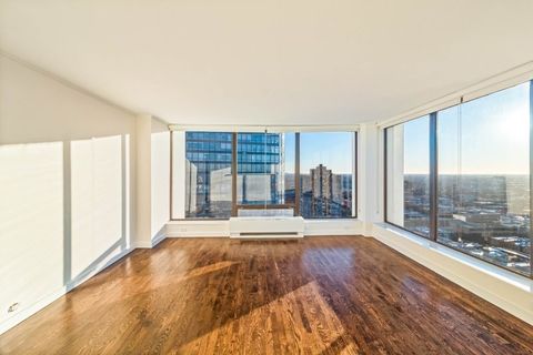 Tiny photo for 5445 N Sheridan Road #2815, Chicago, IL 60640 (MLS # 12536980)