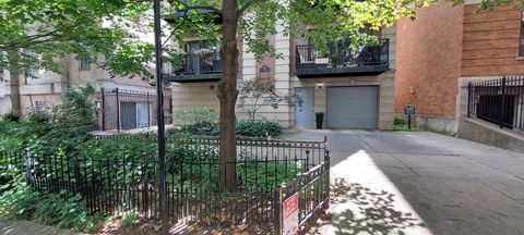 Tiny photo for 663 W Barry Avenue #2A, Chicago, IL 60657 (MLS # 12517649)