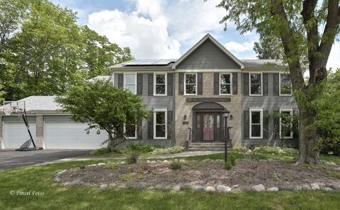 Photo of 155 Salford Drive, Algonquin, IL 60102 (MLS # 12644532)