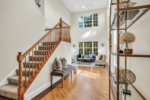 Tiny photo for 418 Bay Tree Circle, Vernon Hills, IL 60061 (MLS # 12503201)