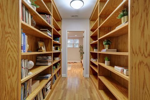 Tiny photo for 418 Bay Tree Circle, Vernon Hills, IL 60061 (MLS # 12503201)