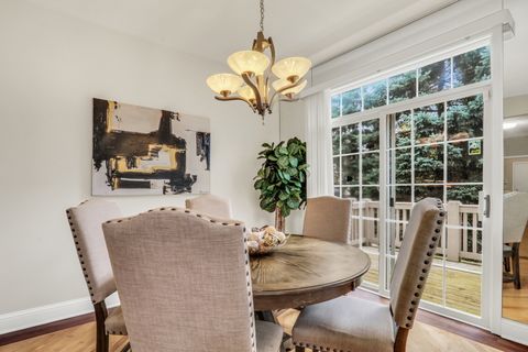 Tiny photo for 418 Bay Tree Circle, Vernon Hills, IL 60061 (MLS # 12503201)