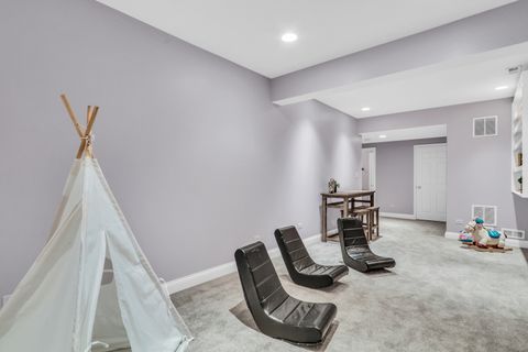 Tiny photo for 418 Bay Tree Circle, Vernon Hills, IL 60061 (MLS # 12503201)