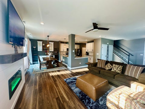 Tiny photo for 4144 Calder Lane, Aurora, IL 60504 (MLS # 12746206)