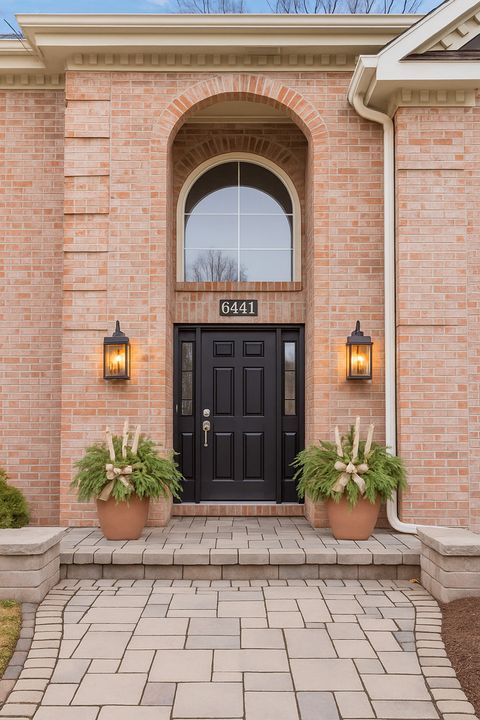 Photo of 6441 Bobby Jones Lane, Woodridge, IL 60517 (MLS # 12522745)