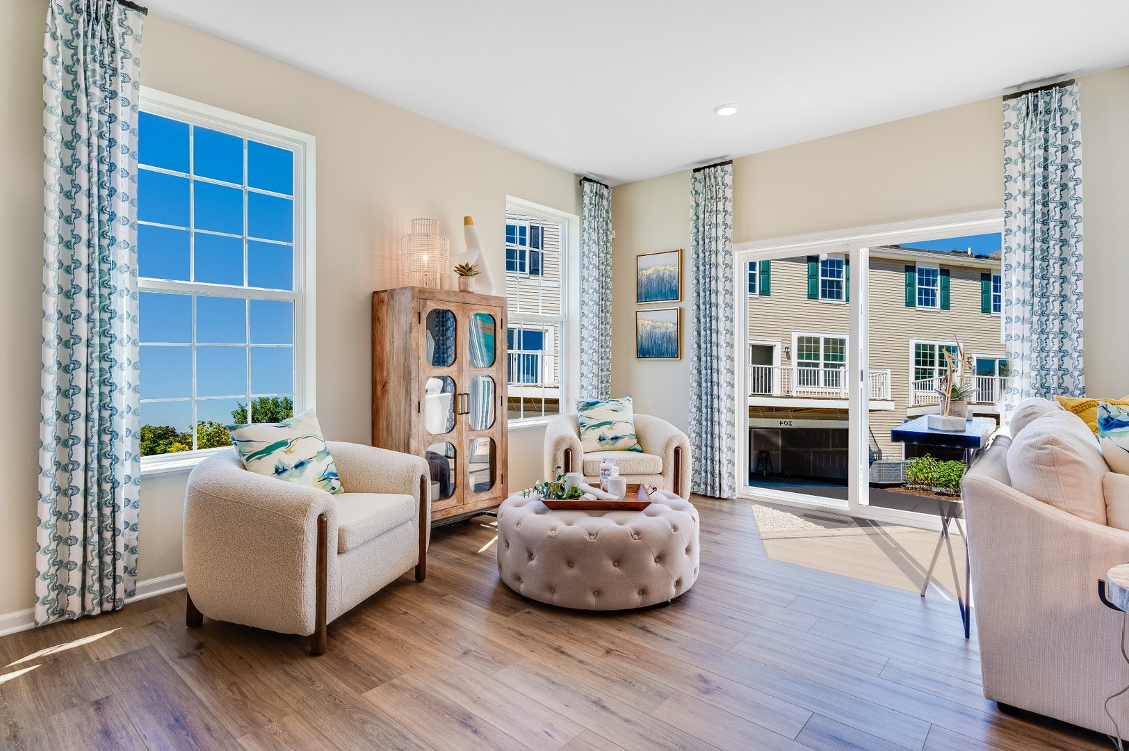 524 Red Oak Circle