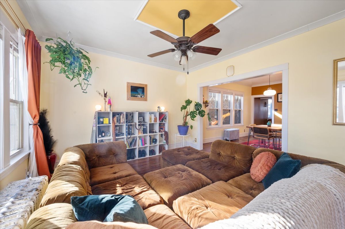 2050 N Laporte Avenue