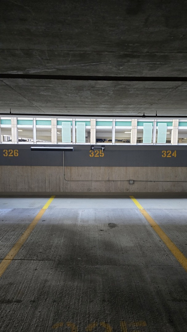 235 W Van Buren Street P-325