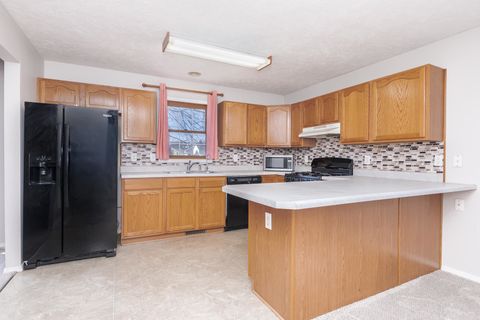 Tiny photo for 1321 Beacon Hill Court, Normal, IL 61761 (MLS # 12550207)