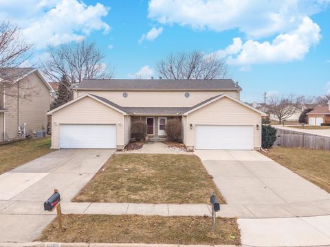 Tiny photo for 1321 Beacon Hill Court, Normal, IL 61761 (MLS # 12550207)