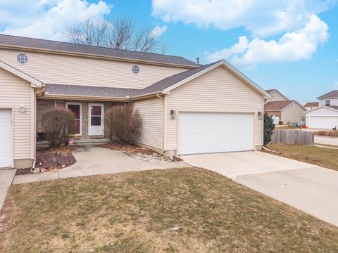 Tiny photo for 1321 Beacon Hill Court, Normal, IL 61761 (MLS # 12550207)